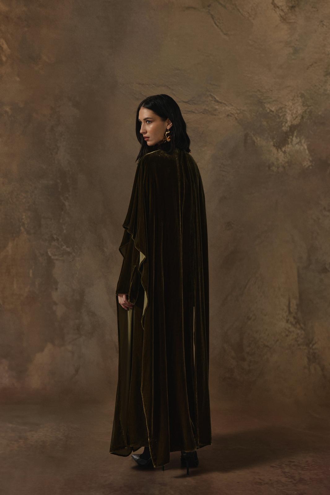 The Delphi Abaya
